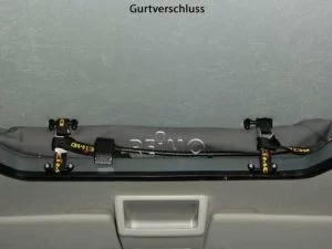 Reimo Aufstelldach Easy Fit, VW T5/T6 Multivan, kurzer Radstand, Klimahimmel 3 Gurtverschlüss