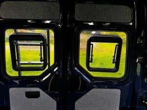 Ausstellfenster Ducato ab 2013 12 Ausstellfenster Crater Heck