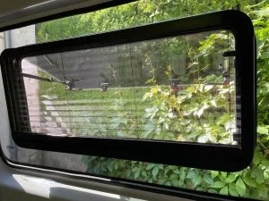 Ausstellfenster Ducato ab 2013 9 Ausstellfenster Ducato innen